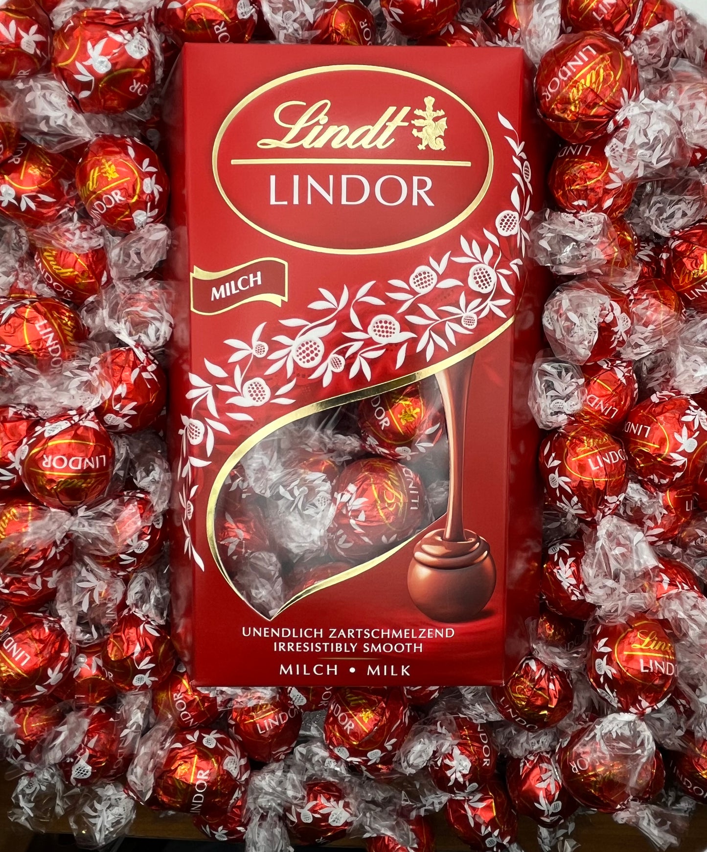 Lindt Lindor Milk Cornet 500G